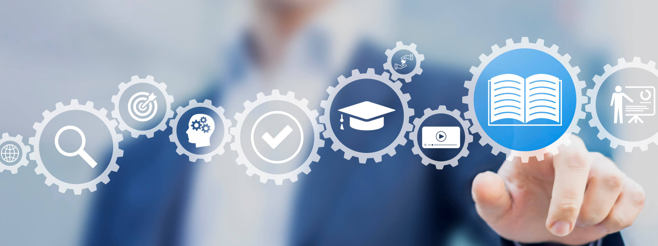 Online learner examines new technologies in education.