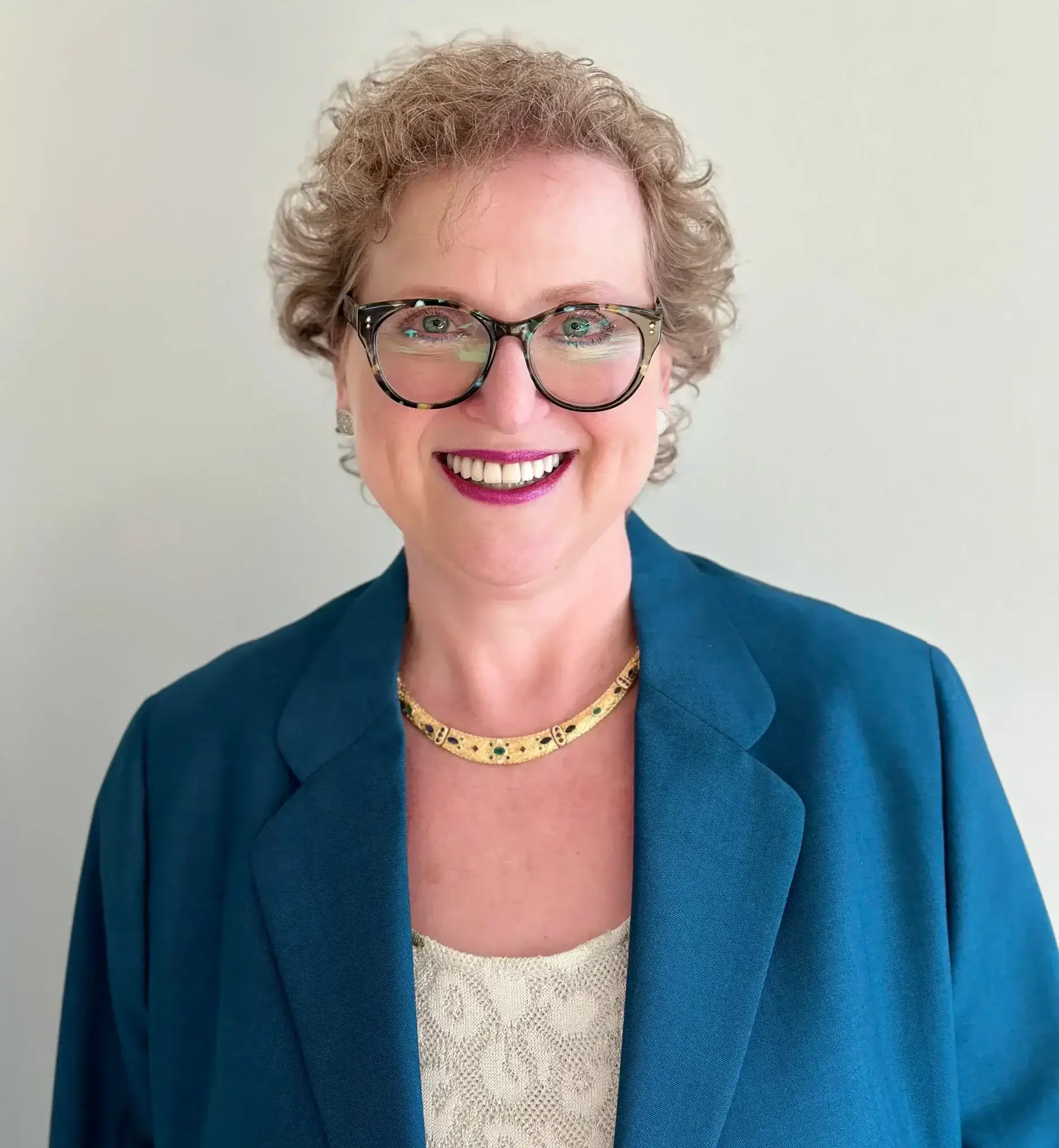 Roslyn F. Schneider MD, MSc, FACP, FCCP, GFMD: Principal, RozMD Patient Affairs Consulting LLC