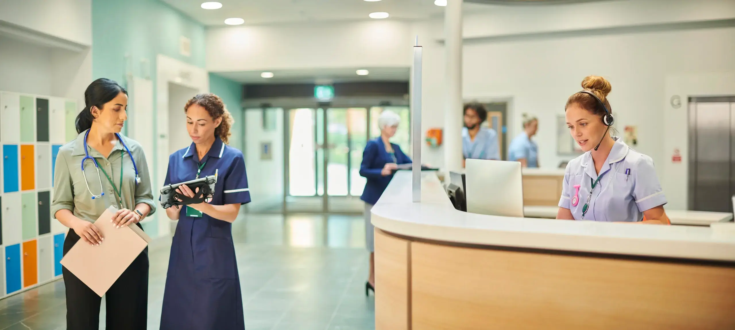 professional providing helpdesk support